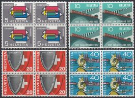 328, 329a, 329b, 330, 331** Satz postfrisch im Viererblock