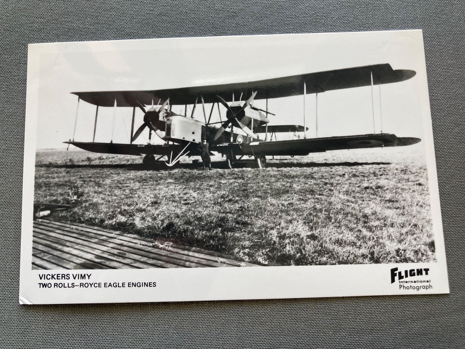 Ansichtskarten: Vickers Vimy Postkarte Flugzeug mit 2 Rolls-Royce Eagle M... – Gebraucht aus Zürich von mik_h9ty