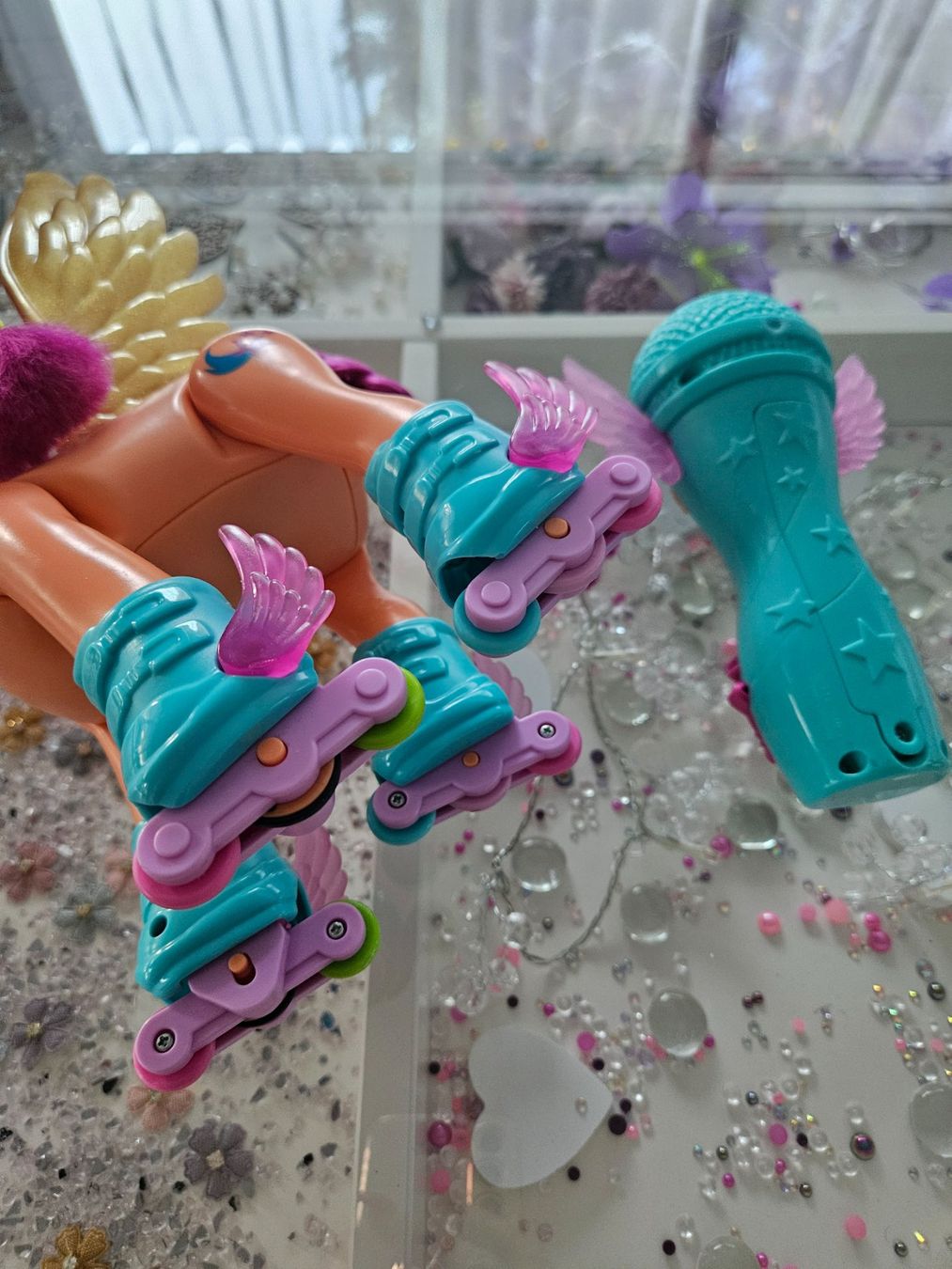 Hasbro Giocattoli: Hasbro A New Generation Sunny Starscout Inline – Usato da Unterägeri venduto da Sleepbear 4
