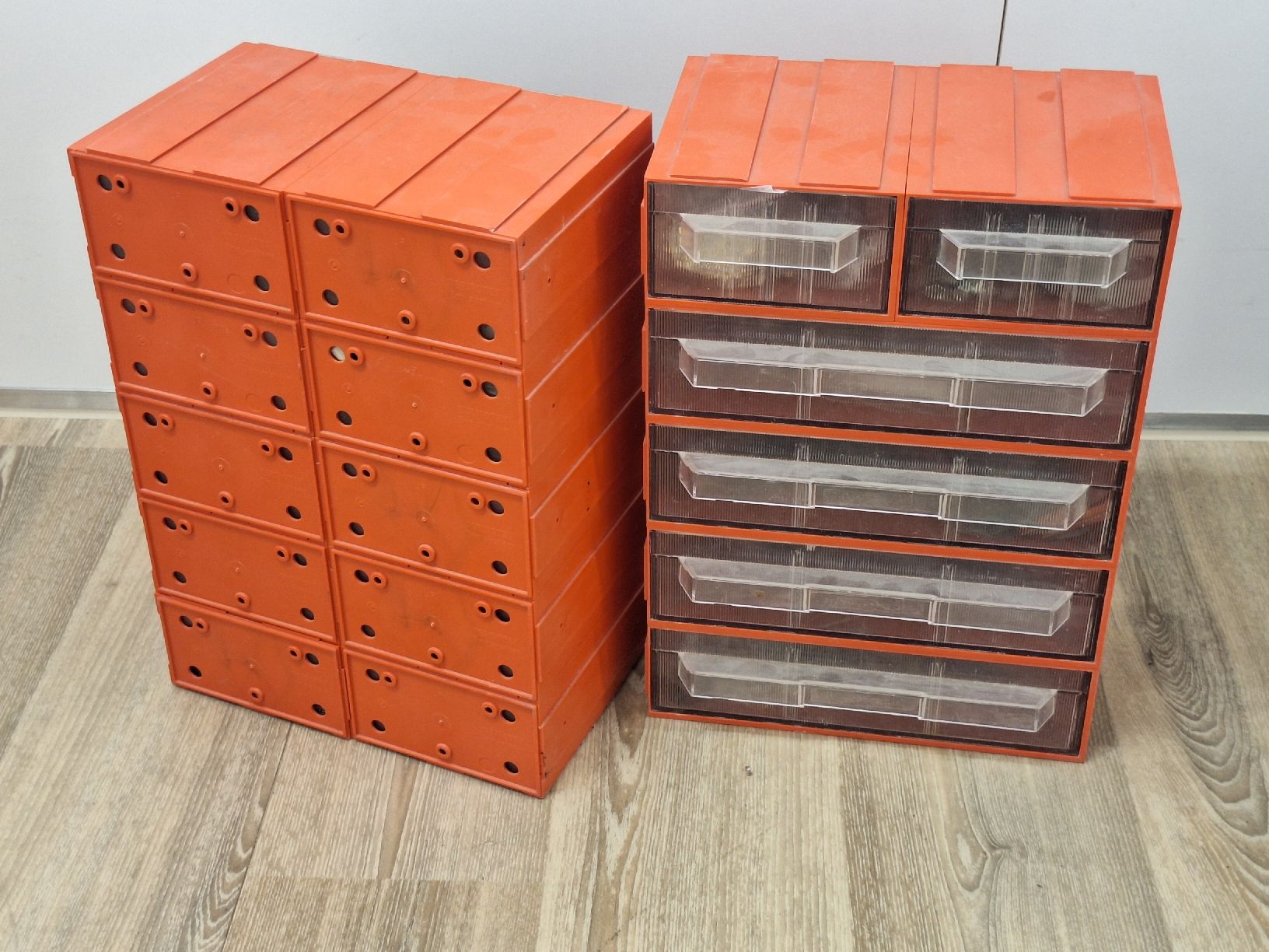 Scaffali: 2x Sortimokasten mit Inhalt – Usato da Grüt (Gossau ZH) venduto da wisdomio7 6