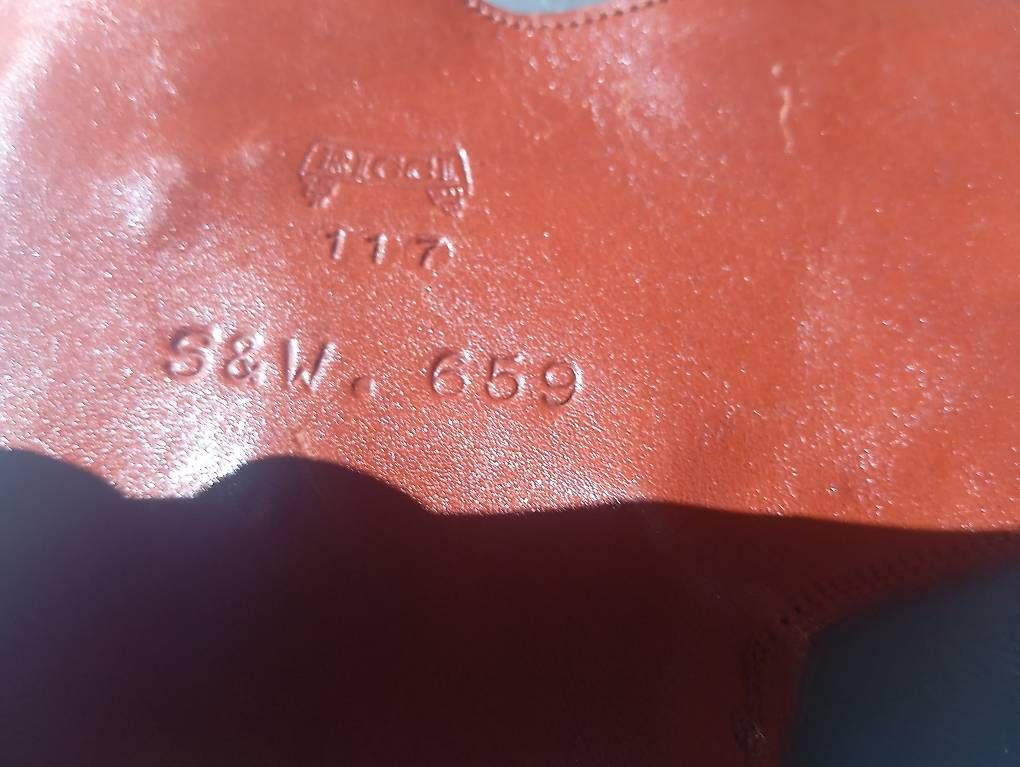 Tir sportif: Pistolenholster aus Leder – D'occasion à Basel par Petergunn 3