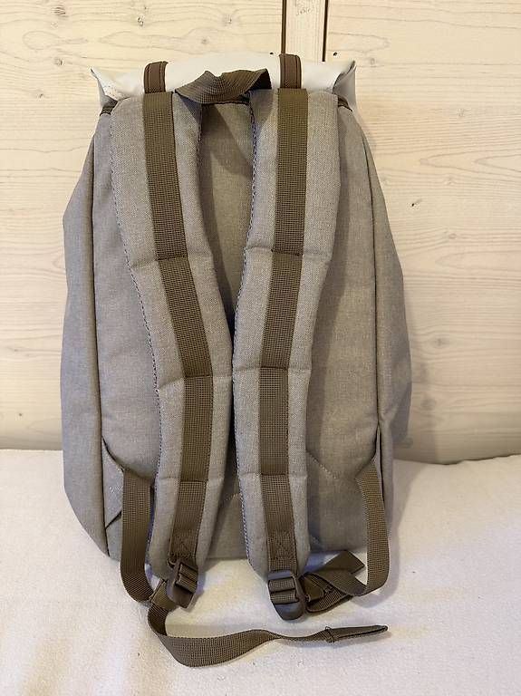 Sacs à dos: Rucksack Herschel – D'occasion à St. Antönien par Schlomiflohmi 2
