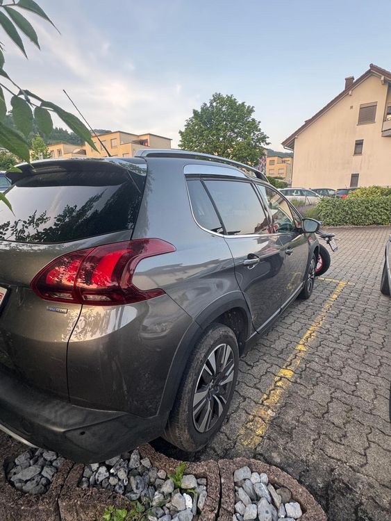 Peugeot Automobili: Peugeot 2008 1.2 e STT – Usato da Sissach venduto da fazuki 1