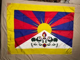 Grand drapeau du Tibet