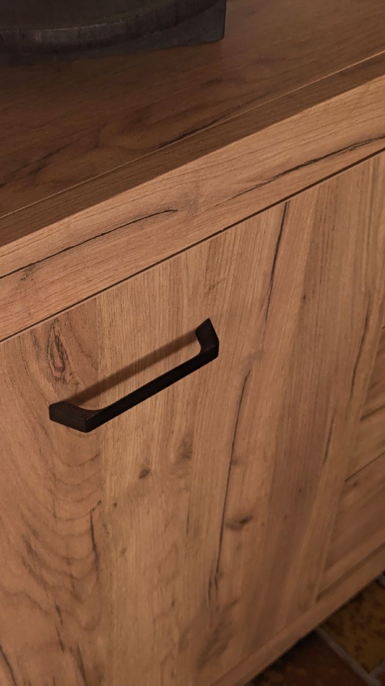 Kommoden: Sideboard Wild Eiche natur look 199 cm – Gebraucht aus St.Gallen von reLapseOne 1