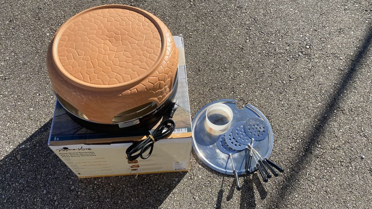 Forni per pizza: Pizza Dome Terracotta – Usato da Wauwil venduto da Shine24