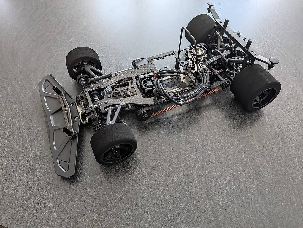 Modellismo RC: Xray RX8E 2026 – Nuovo e nell'imballaggio originale da Hauptwil venduto da she_ch7h