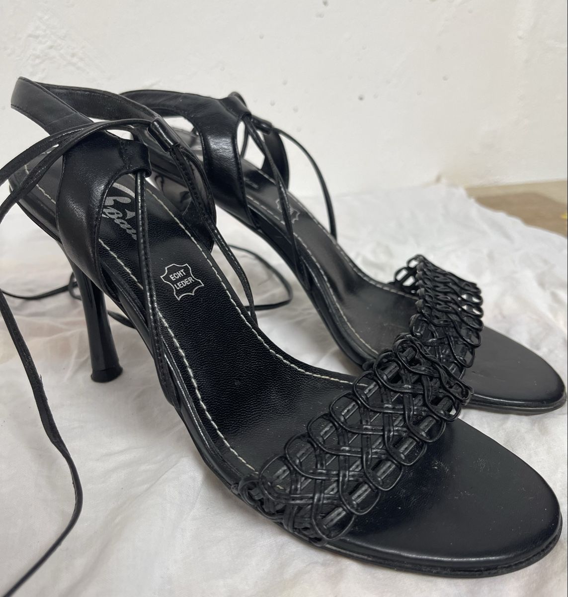 Scarpe da donna: Schwarze Ledersandalen Bata, Grösse 37 – Usato da Meikirch venduto da Hilfe_Waisentiere