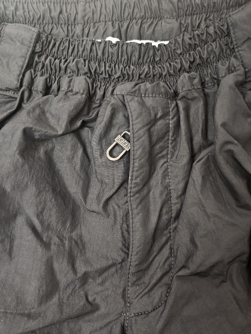 Sci: Retro Ski pants schwarzer elastischer Bund – Usato da Zürich venduto da eri_8w5v 2