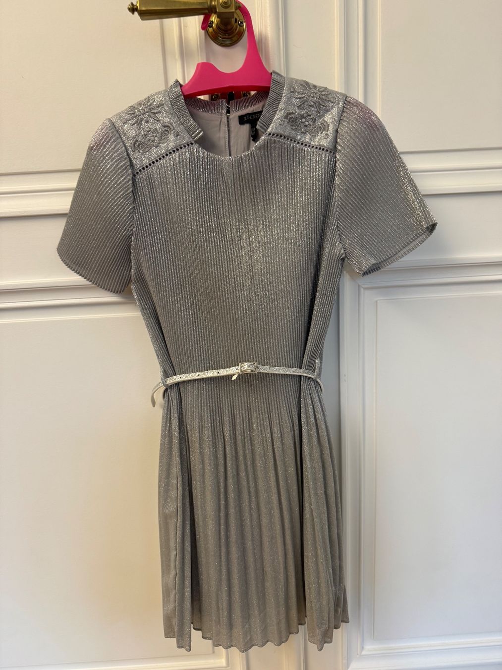 IKKS Robes et jupes: Robe  IKKS T 8 ans – D'occasion à Conches par chn_hgl6 7