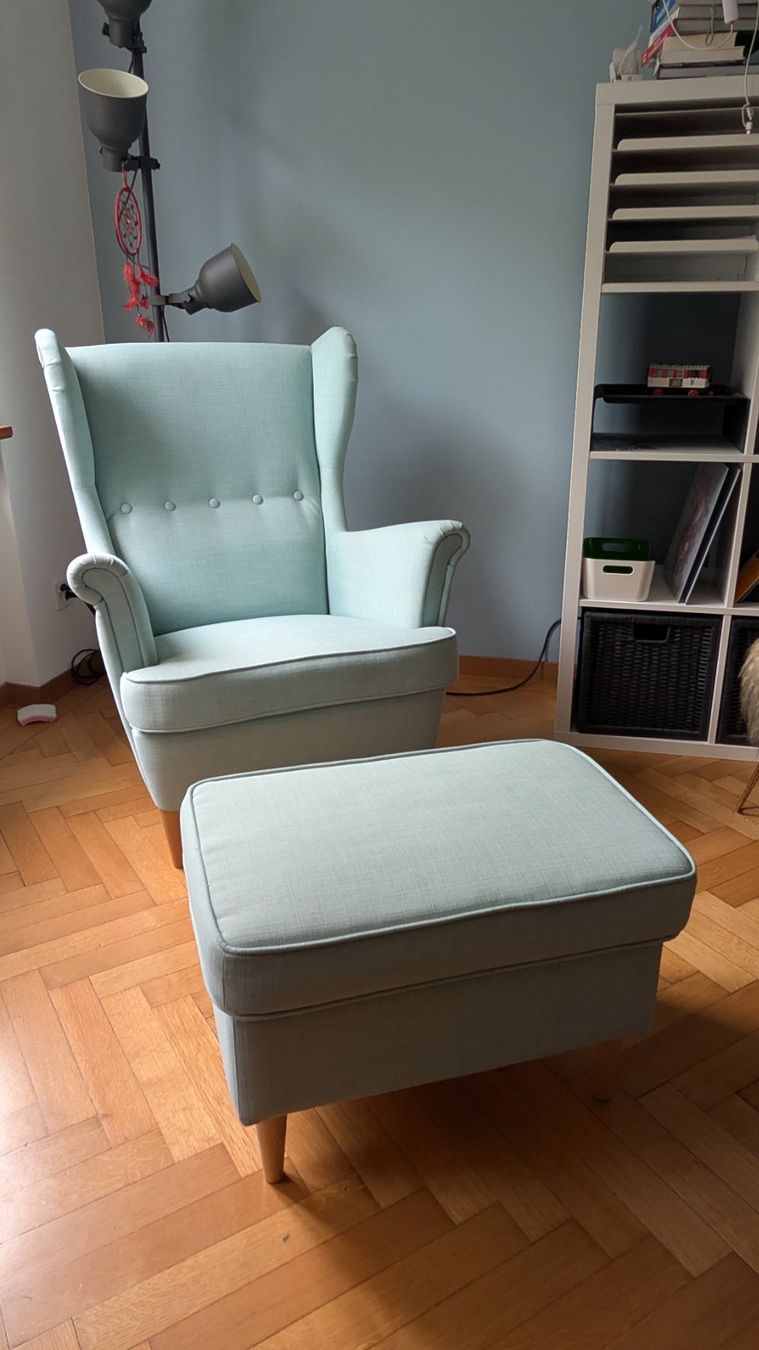 Ikea Fauteuils: IKEA Strandmon Sessel mit Ottoman – D'occasion à Zürich par cedmartial