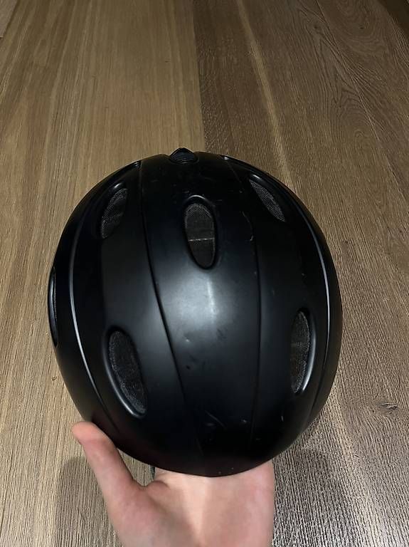 Caschi: Casque de ski – Usato da Puidoux venduto da Amelie.Wytt 2