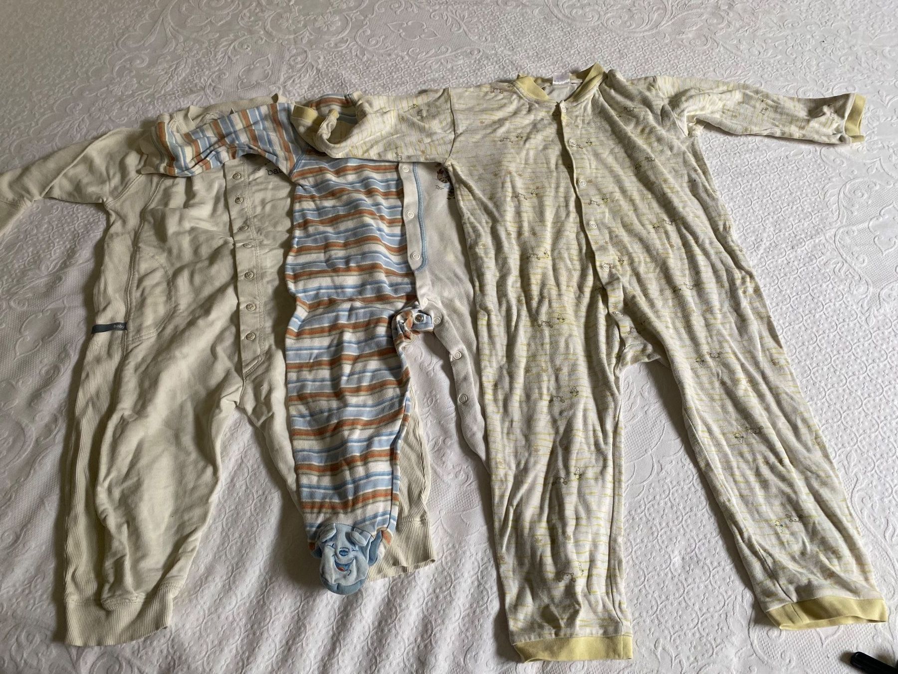 H&M Pyjamas: 3 Strampler Grösse 80 -  104 – Gebraucht aus Fribourg von geraldine132