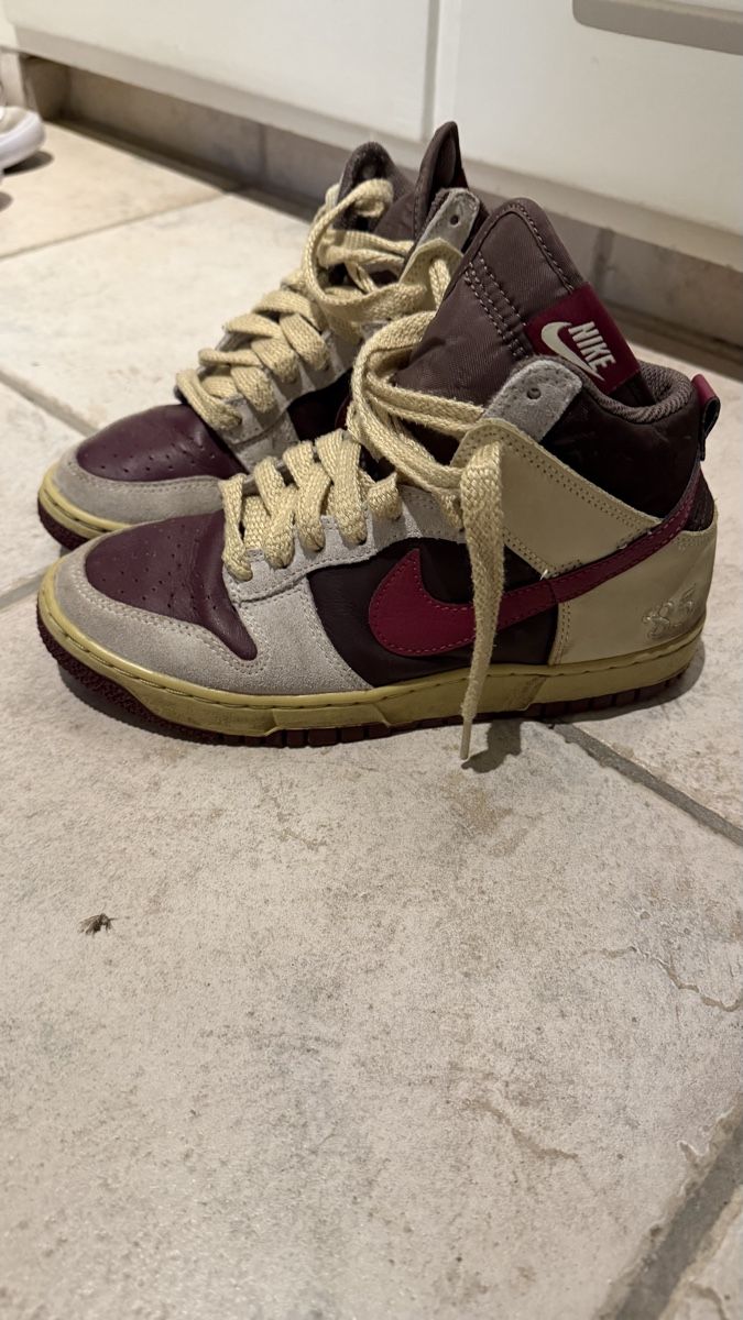 Nike Scarpe per ragazzi: KINDER NIKE DUNK HIGH 85 VINTAGE SNEAKER GR.38 – Usato da Thalwil venduto da olh_7cpg