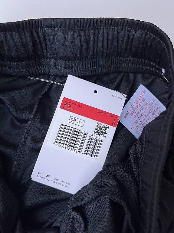 Hosen: Short Nike NEUF enfant L – Gebraucht aus Epalinges von Kallem 2