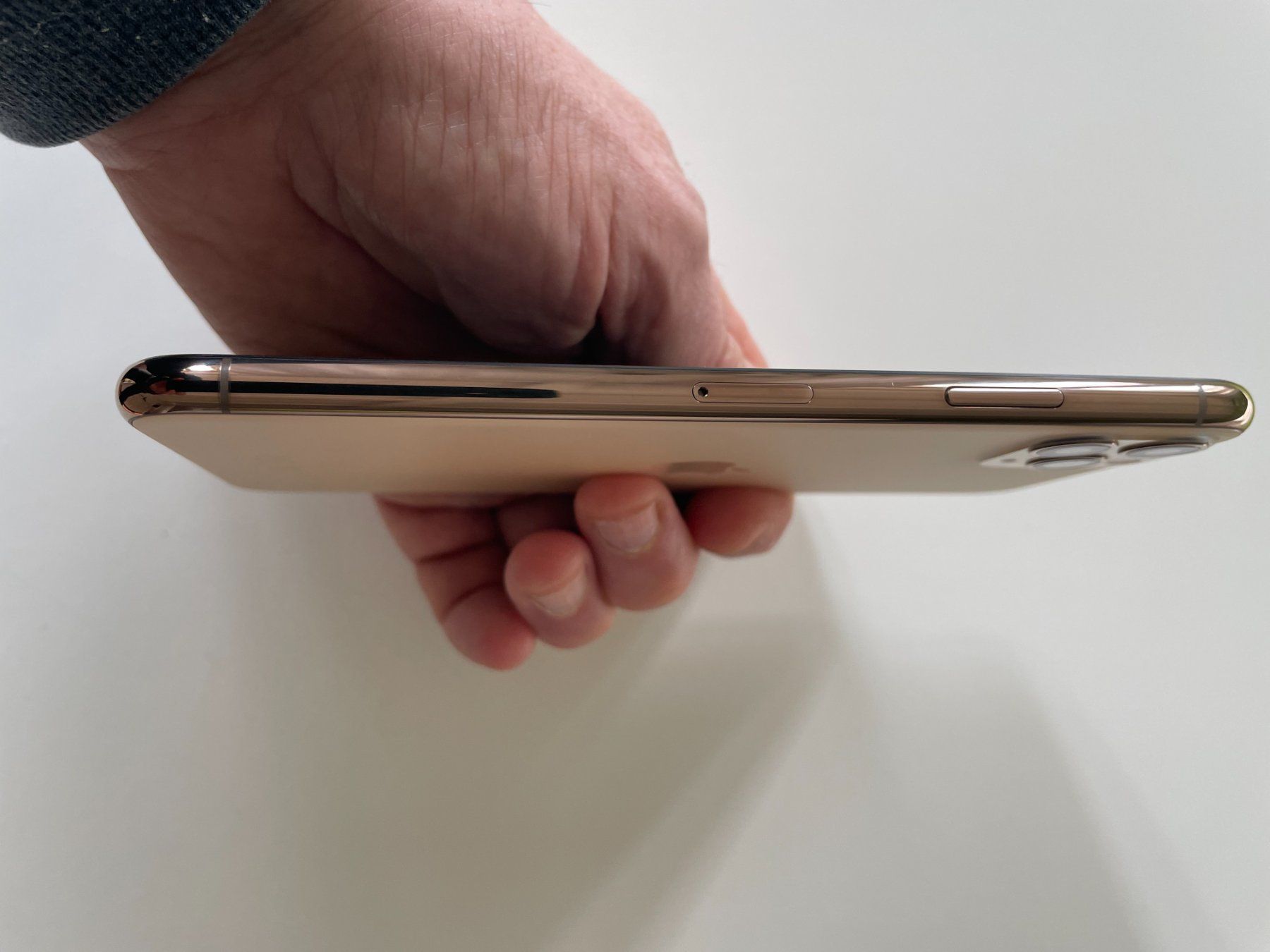 Apple Handys / Smartphones: iPhone 11 Pro Max 64GB Rose Gold – Gebraucht aus Oensingen von  6