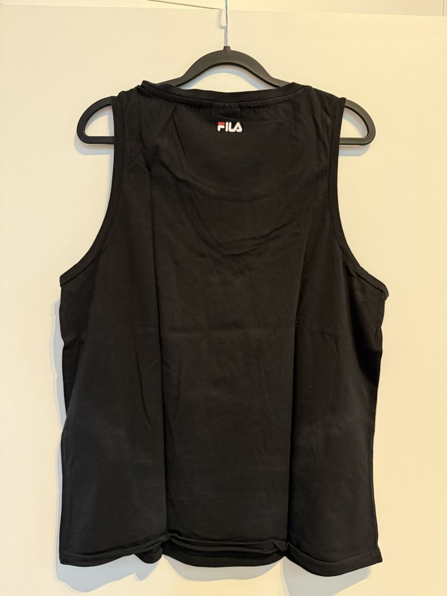 Fila T-shirt: Schwarzes Fila Tanktop – Usato da Wangen b. Olten venduto da danyffeler 1