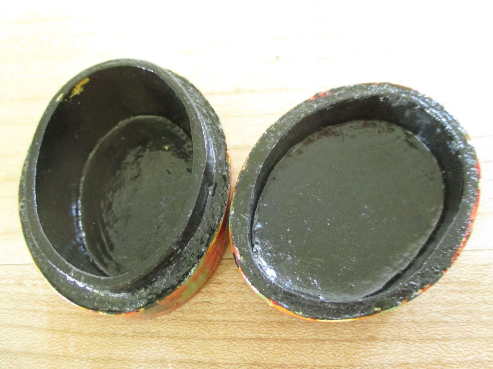 Tutte le decorazioni: Bezaubernde kleine Lackdose – Usato da Rorschacherberg venduto da cavengia 4