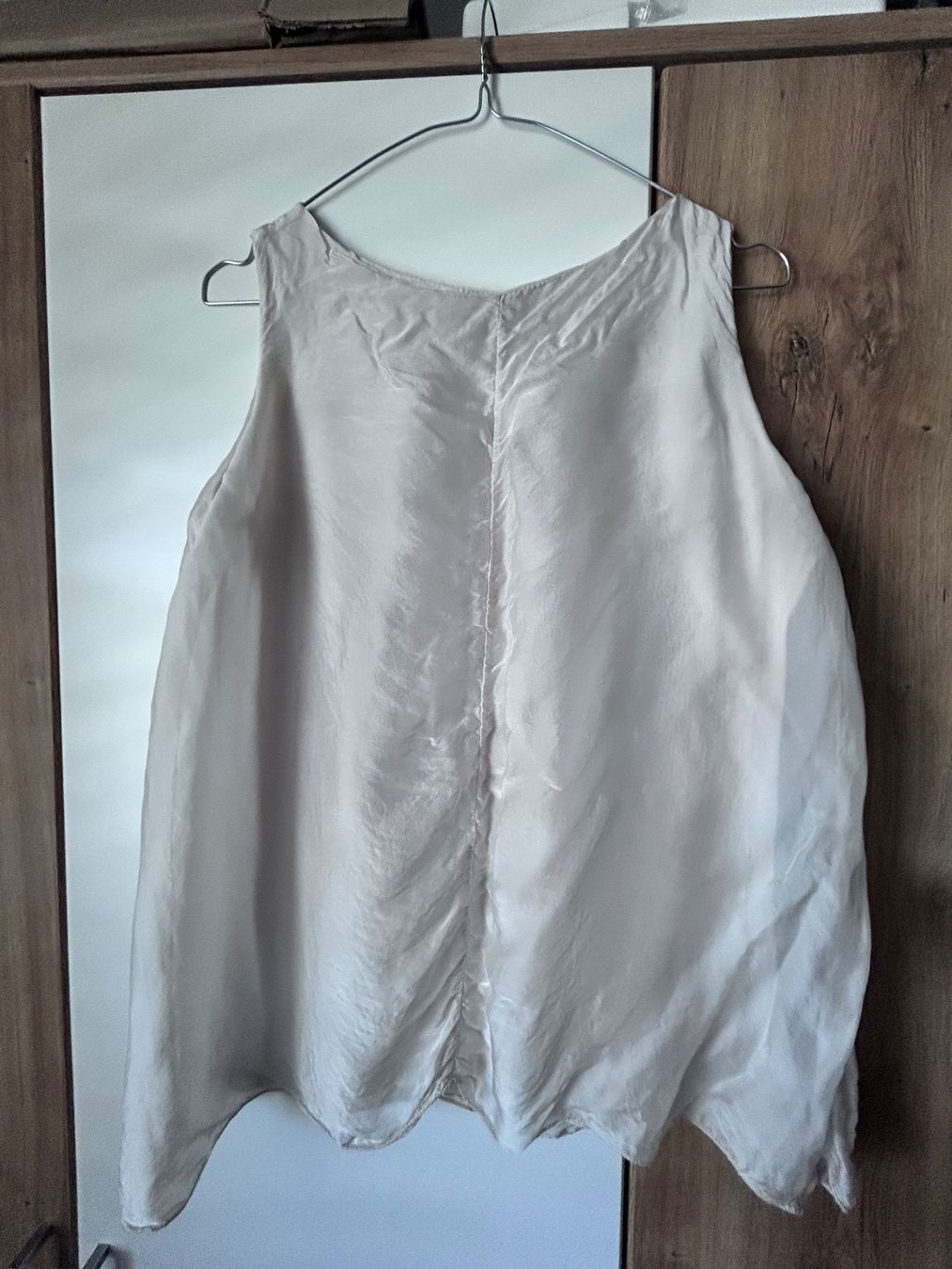 Top: Sommer Top aus Seide Grösse M-L – Usato da Schliern b. Köniz venduto da need-it 2