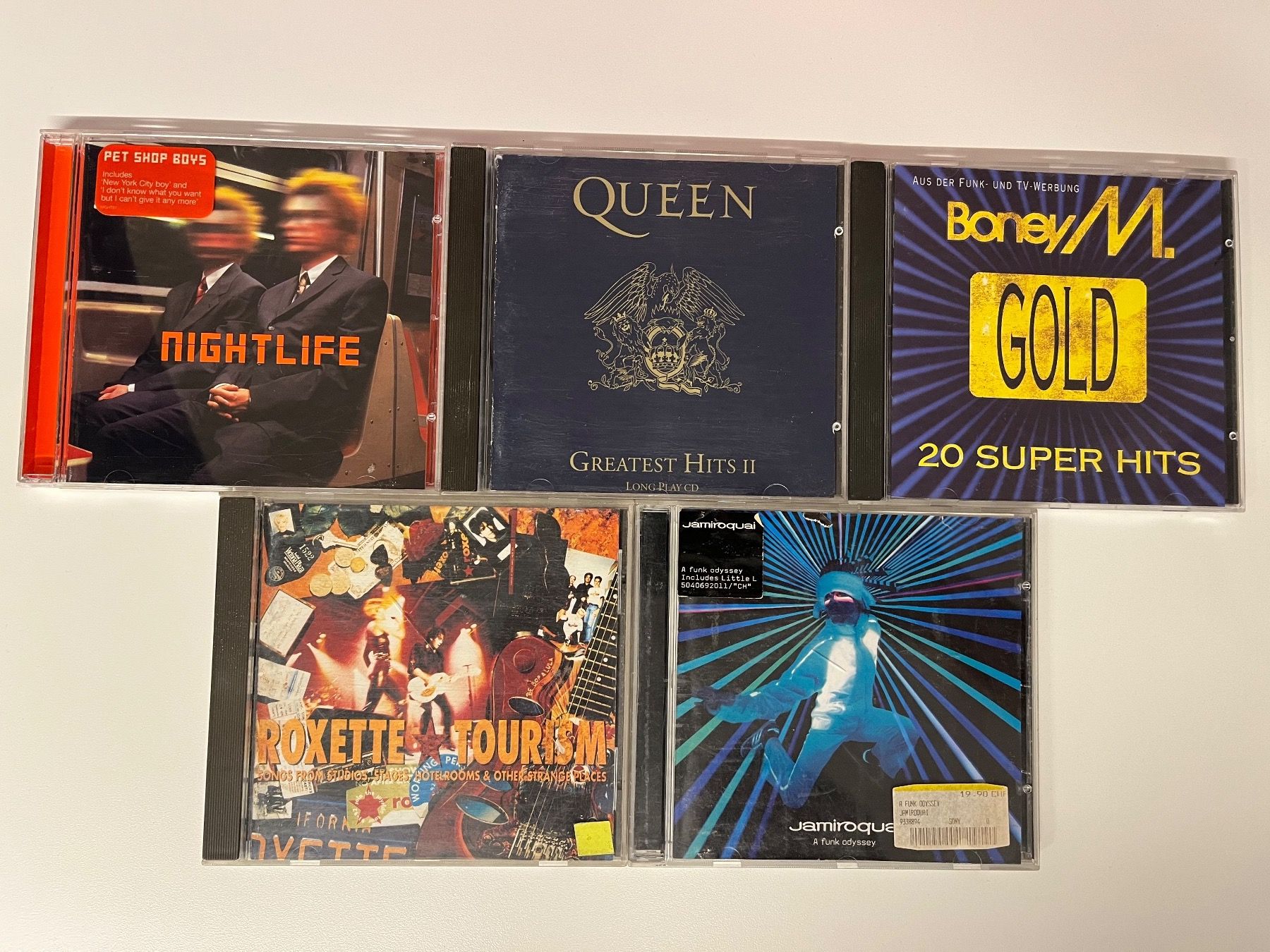 CD: 5x cd Queen / Boney M / Jamiroquai / Roxette – Usato da Chapelle-sur-Moudon venduto da Chamard78