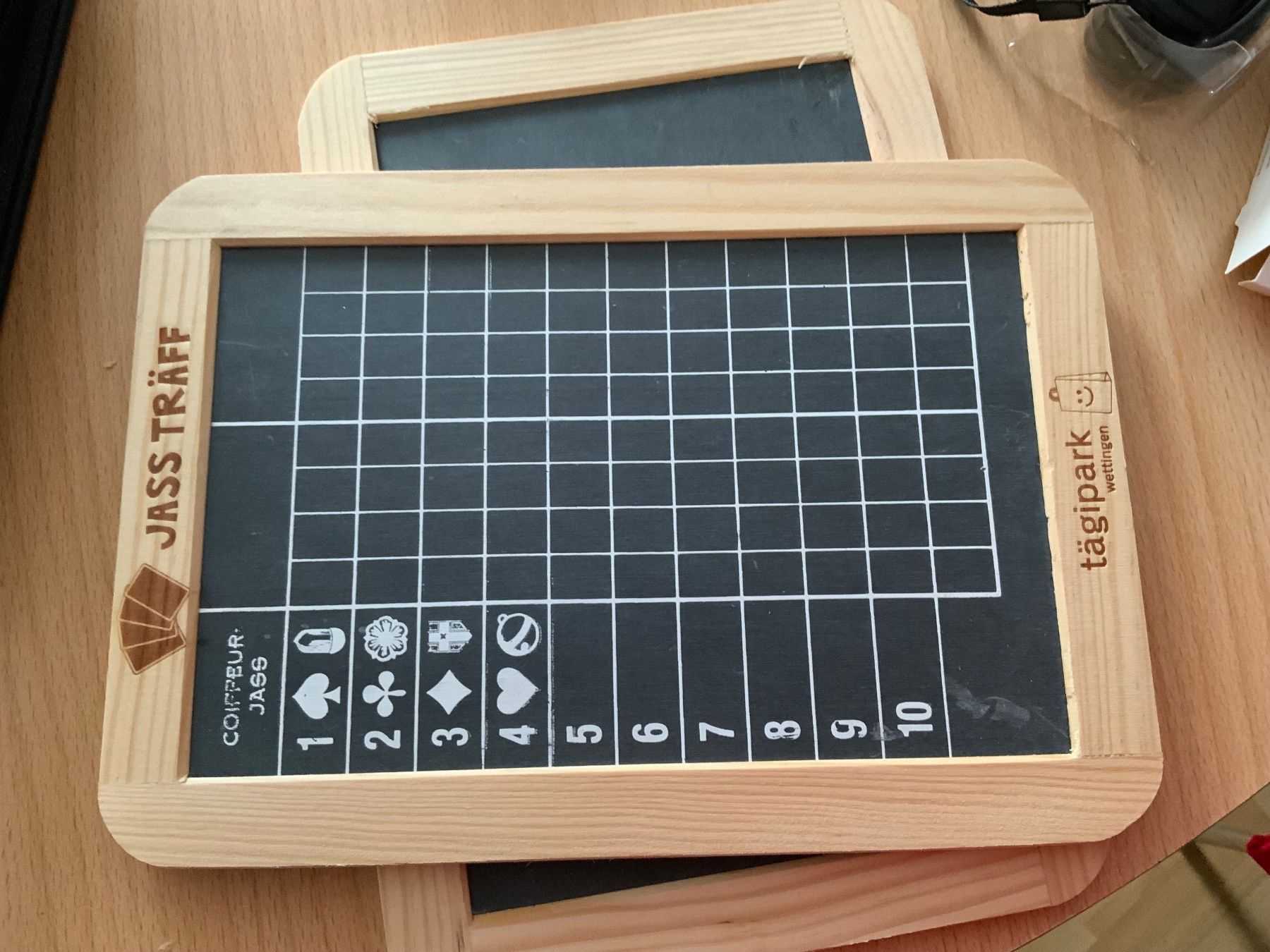 Giochi: Jass-Set und Tafel – Nuovo e nell'imballaggio originale da Siglistorf venduto da Kerze1licht 1