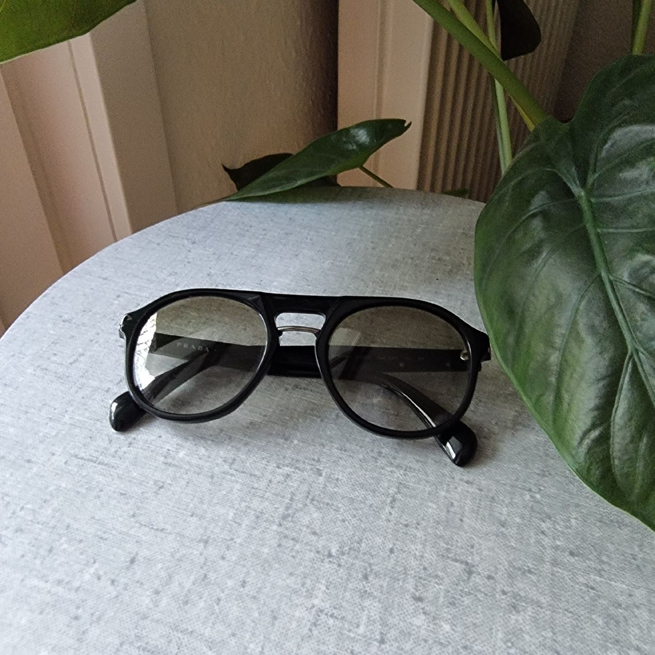 Prada Brillen & Gläser: Prada Sonnenbrille – Neu und originalverpackt aus Basel von amr_jwy5