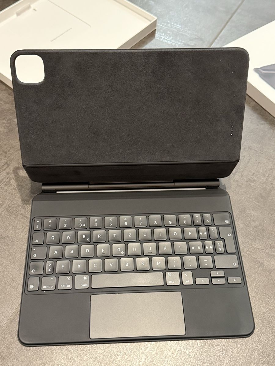 Apple Tastiere: iPad Magic Keyboard – Usato da Montlingen venduto da Cedrischee 1