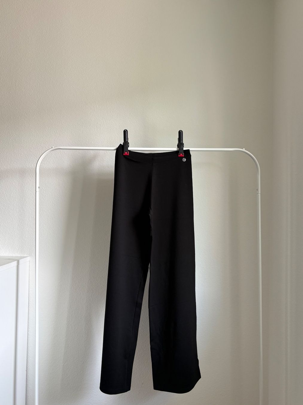 Pantaloni: bequeme Palazzo-Hose – Nuovo (secondo la descrizione) da Zürich venduto da bbbggg