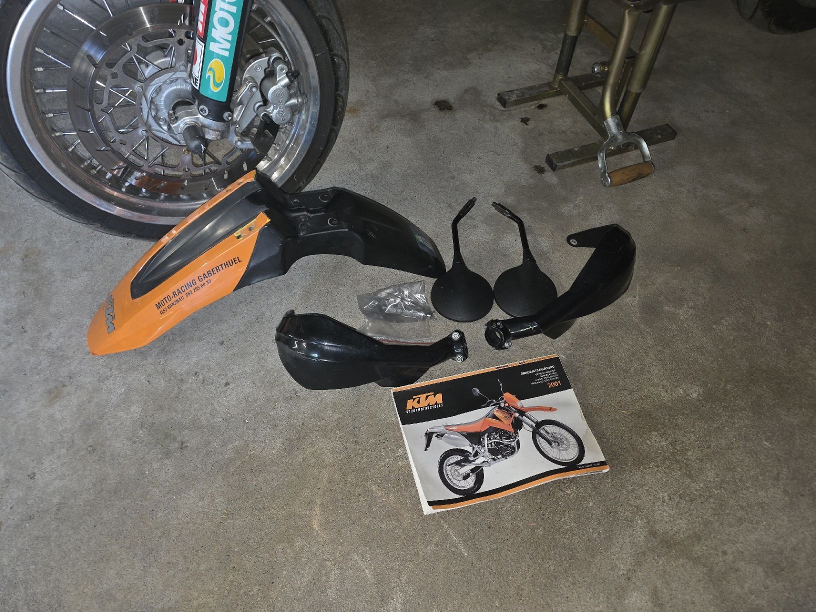 KTM Route: KTM 640 LC4 Supermoto – D'occasion à Worben par Andrea0145 3