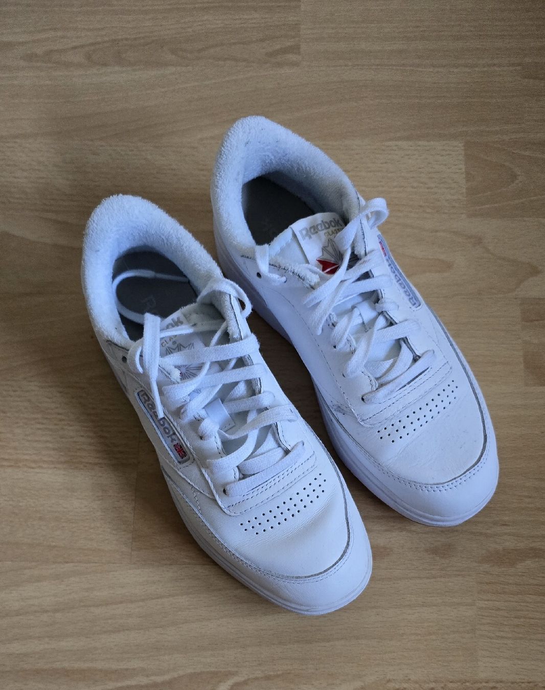 Reebok Damenschuhe: Reebok Leder Sneakers Gr. 39 – Neu (gemäss Beschreibung) aus Sursee von M_Z 1