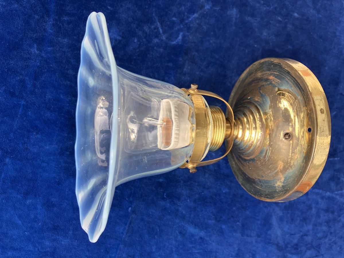 Lampadari & plafoniere: Deckenlampe Jugendstil Messing mit spezzielle Opalinglas – Usato da Zürich venduto da otomado 4
