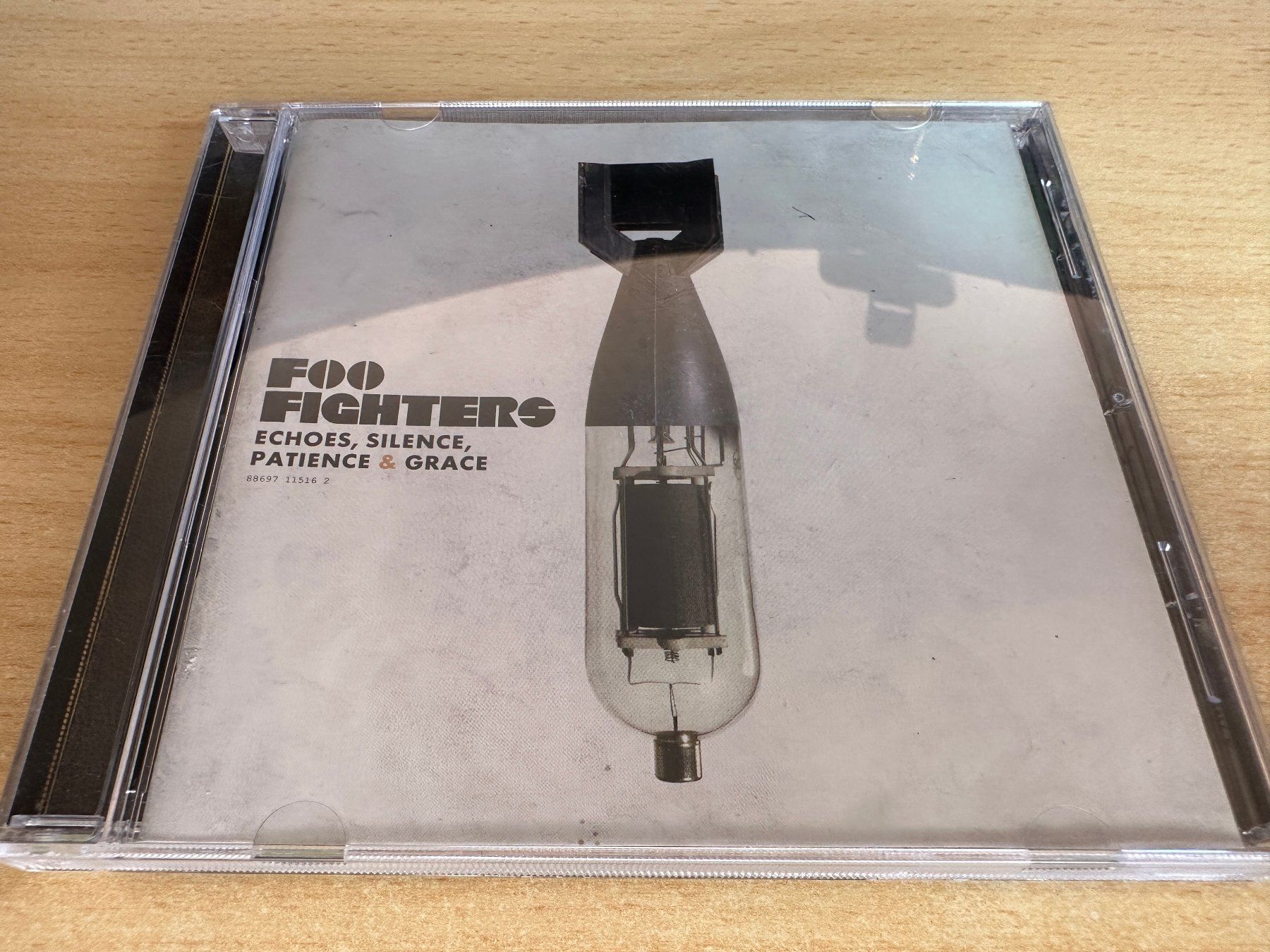 CD: E2 Foo Fighters – Echoes, Silence, Patience & Grace – Usato da Rikon im Tösstal venduto da Alpenmutz