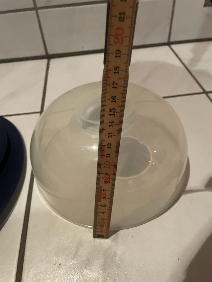 Tupperware Piatti di portata: Käse/Tortenplatte mit Haube – Usato da Kaiseraugst venduto da KlausSina 4
