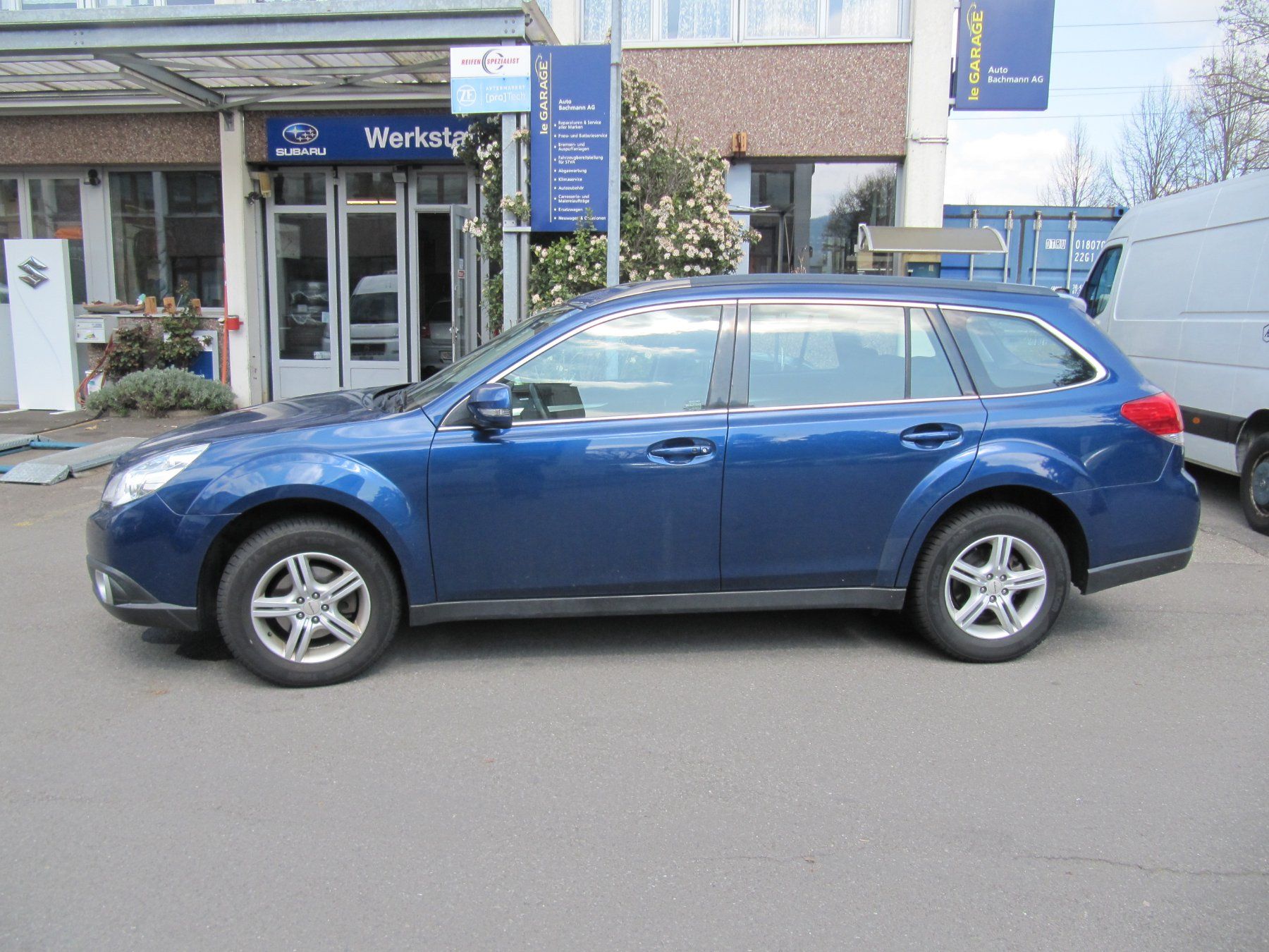 Subaru Automobili: Subaru Outback 2.5 – Usato da Rotkreuz venduto da auto-bachmann 3