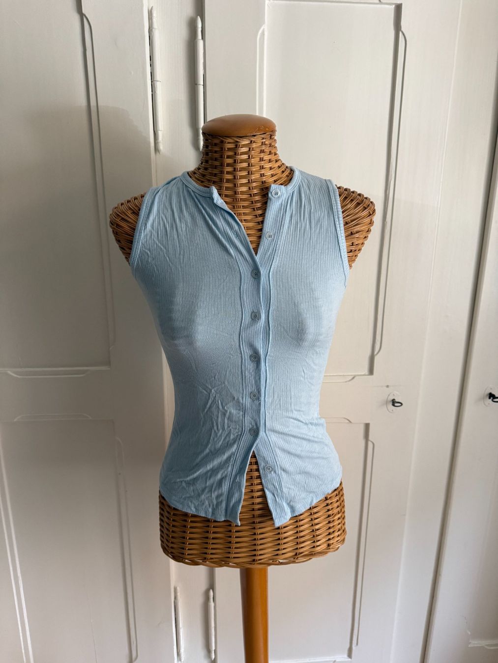Tops: Blusentop hellblau S – Gebraucht aus Zürich von Diazaio