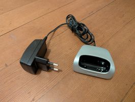 Gigaset Ladestation mit Netzteil silbergrau