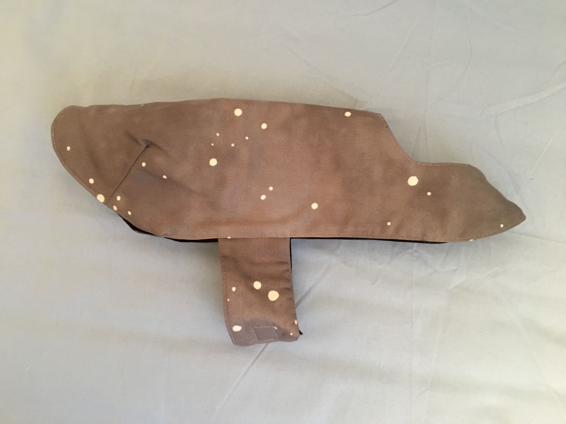 Abbigliamento: Hundemantel schwarz grau reversible 28cm – Nuovo (secondo la descrizione) da Walenstadt venduto da Smokyboy 1