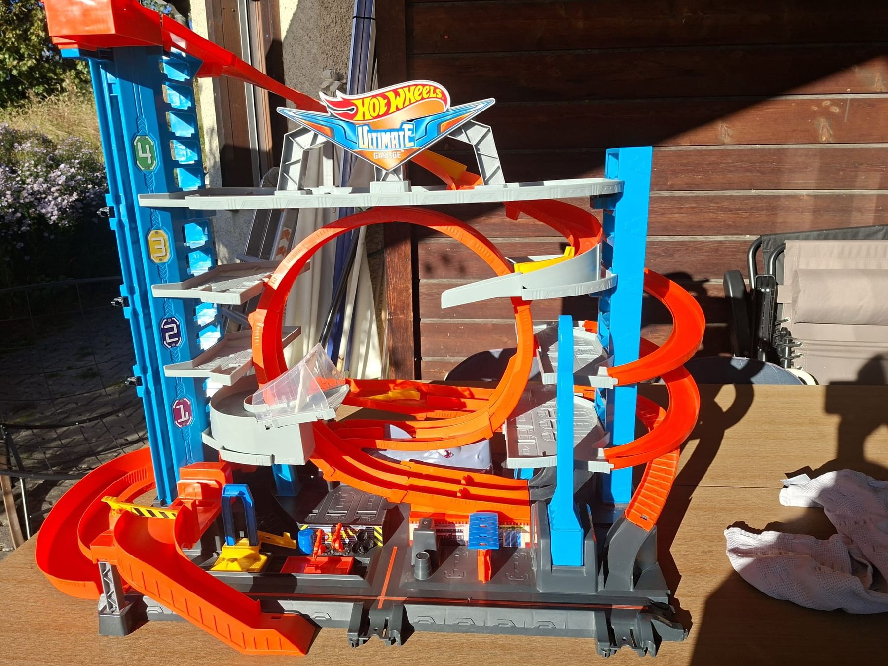 Hot Wheels Piste: Hot Wheels Bahn  – Usato da Visperterminen venduto da Bizinen78 7