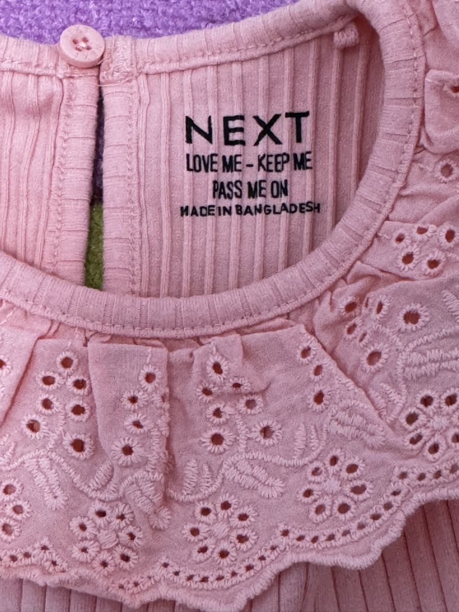 Next Camicette, T-shirt & Top: Next Top Mädchen, 104, neu, lachsfarbig – Nuovo (secondo la descrizione) da Wilen b. Wil venduto da carpediem25 2