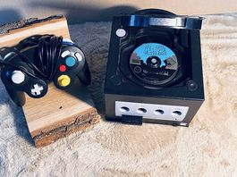 Game Cube Schwarz inklusive Mario Sunshine 