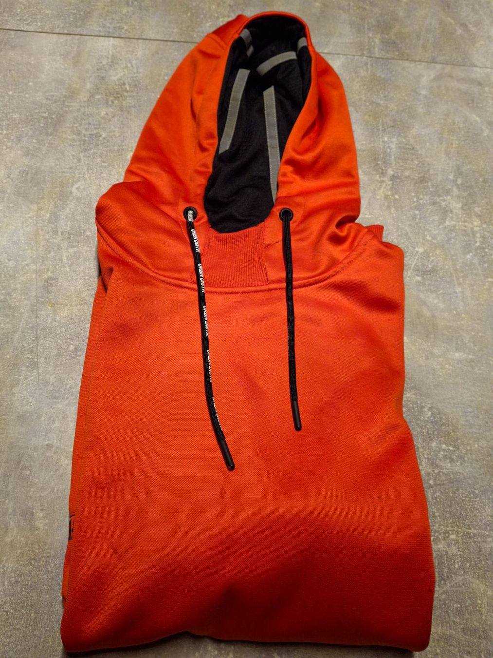 C&A Maglioni & Felpe: Sweat avec capuchon taille M marque C&A – Usato da Villiers venduto da san_jn5w 8