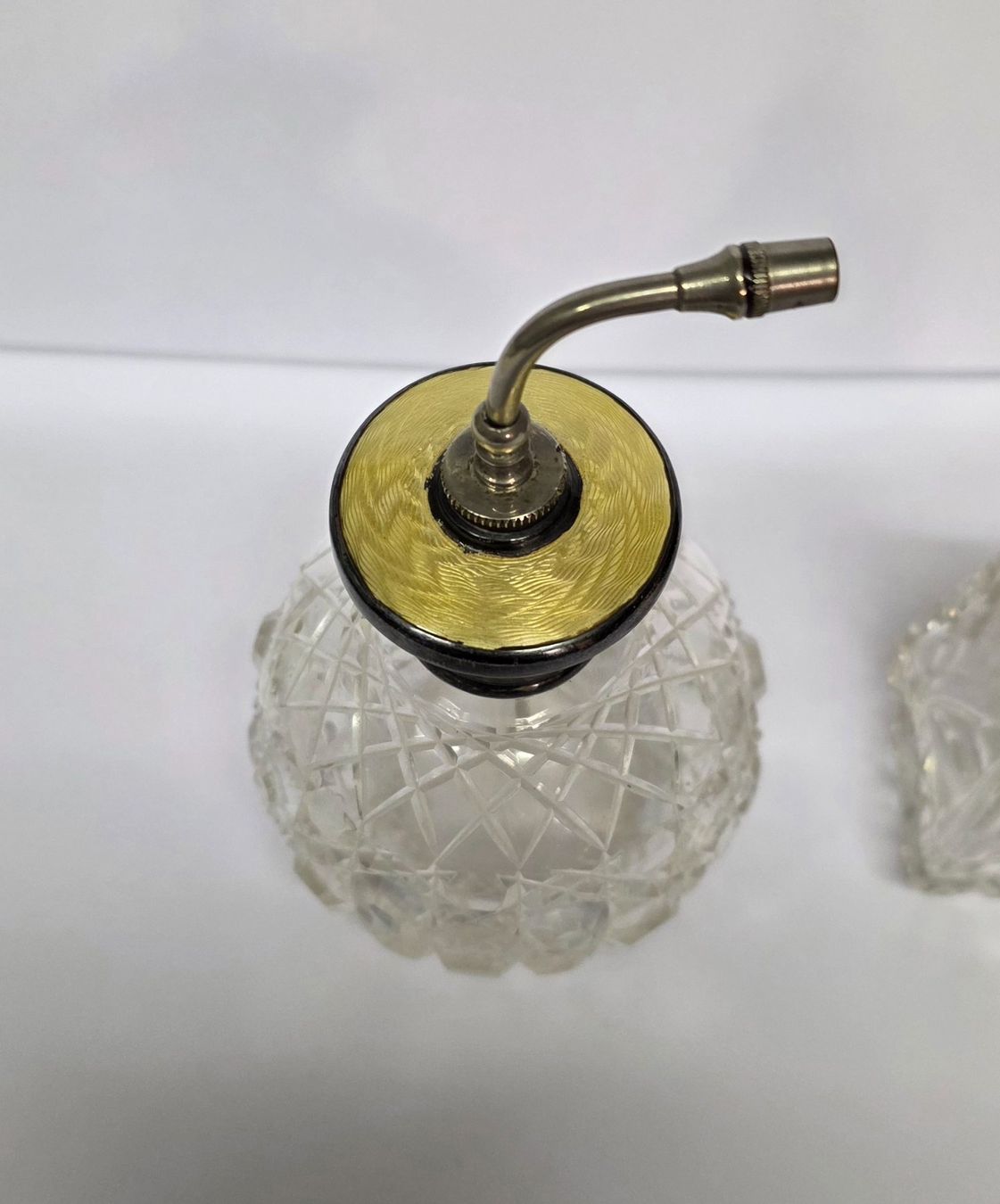 Flaconi: Antike Parfumzerstäuber Sterling Silber Kristall Flacon – Usato da Zürich venduto da spin23 2