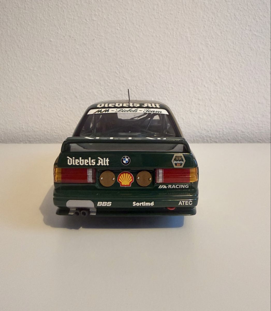 Minichamps Voitures modèles: MC 1:18 BMW M3 E30 – D'occasion à Däniken SO par hasenpfote. 3