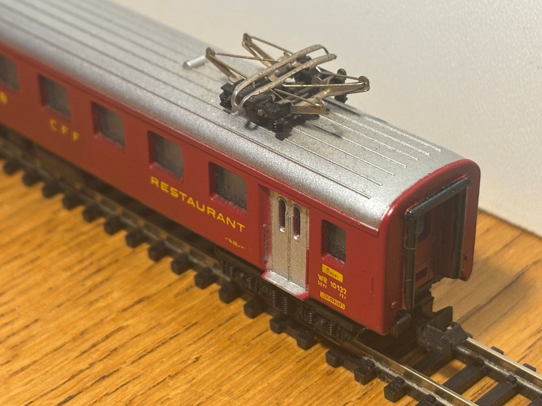 Modellini di ferrovie: e1595: Speisewagen (Spur N) – Usato da Birsfelden venduto da Birs_25 2