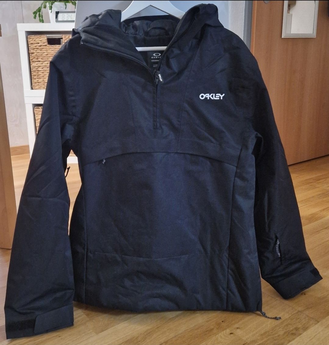 Oakley Giacche: Anorak von Oakley Gr. L – Nuovo e nell'imballaggio originale da Gams venduto da and_x2ft 2