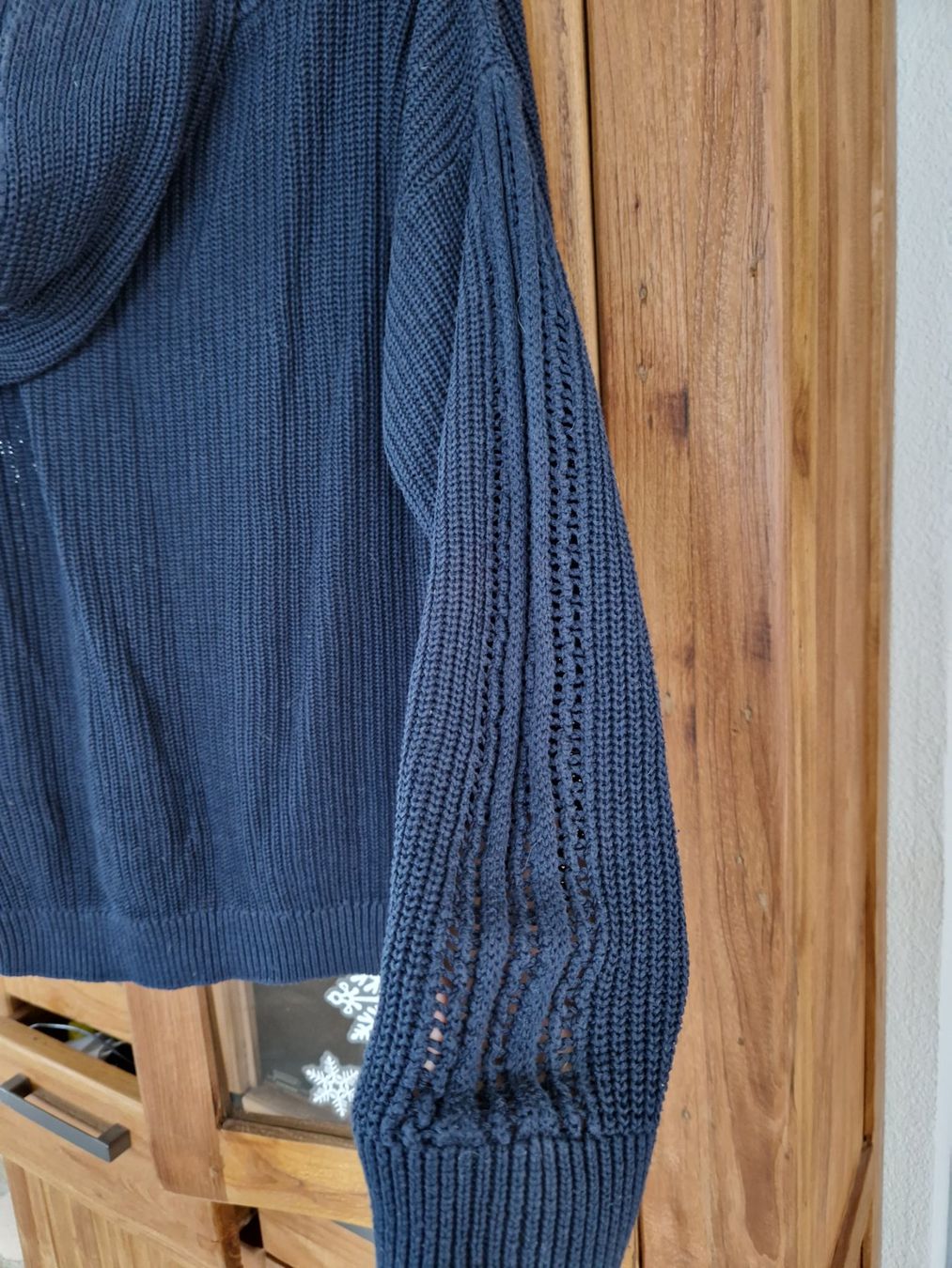 Pulls & Sweat-shirts: Pullover Grobstrick Bonprix, Lochmuster an Ärmeln,Gr.40 – D'occasion à Siblingen par Vany_McDougall 3