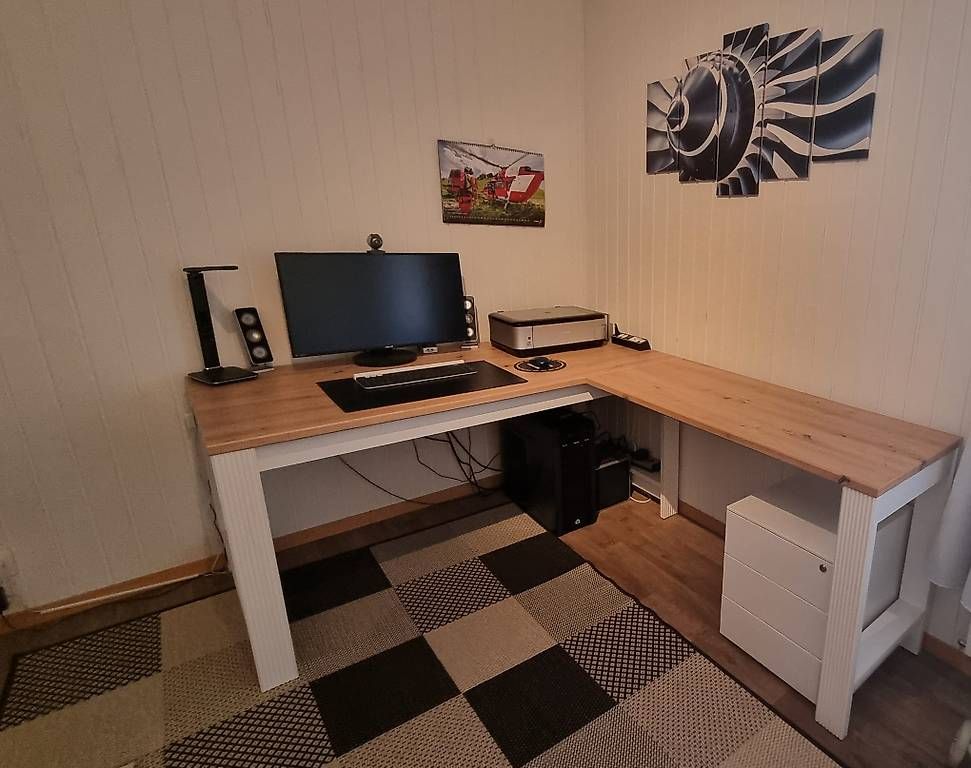 Scrivanie: Bureau d'angle Jasmund – Usato da La Sagne NE venduto da die_56yf