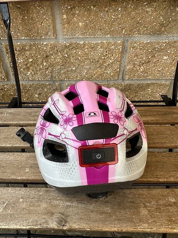 Caschi: Fahrradhelm Grösse 46-51 – Usato da Stans venduto da stanser81 1