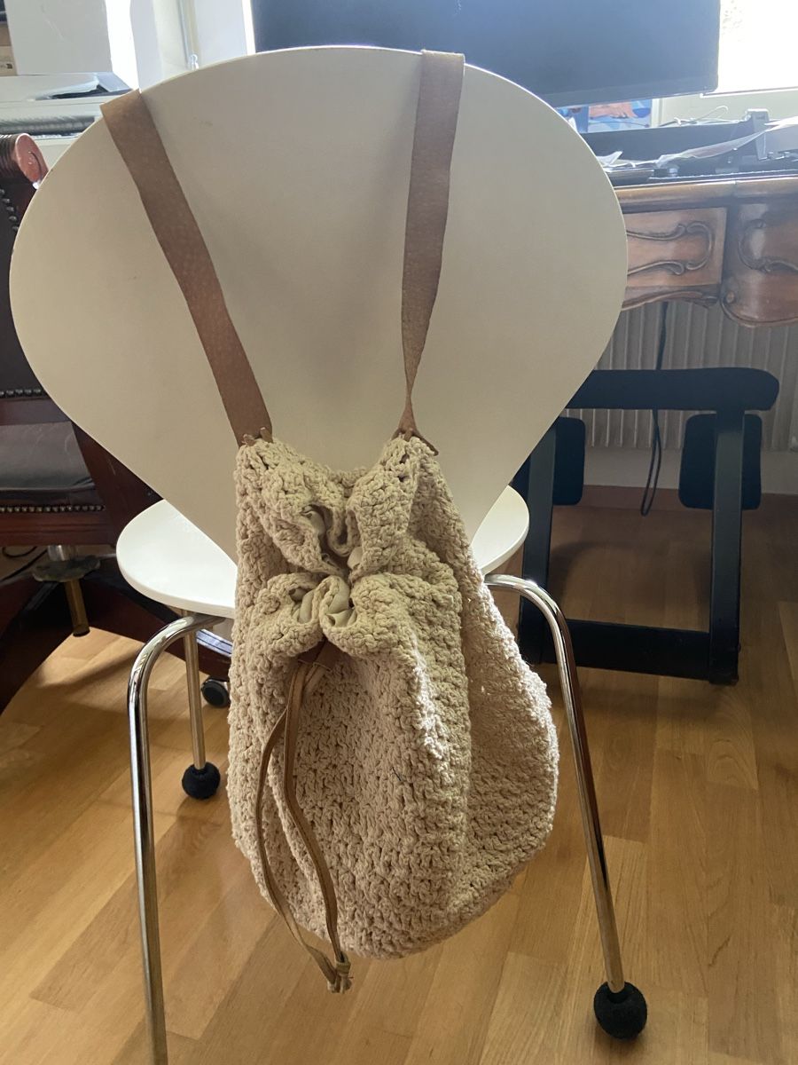 Zaini: Gehäkelte Rucksack  – Usato da Zürich venduto da Sixwieswell
