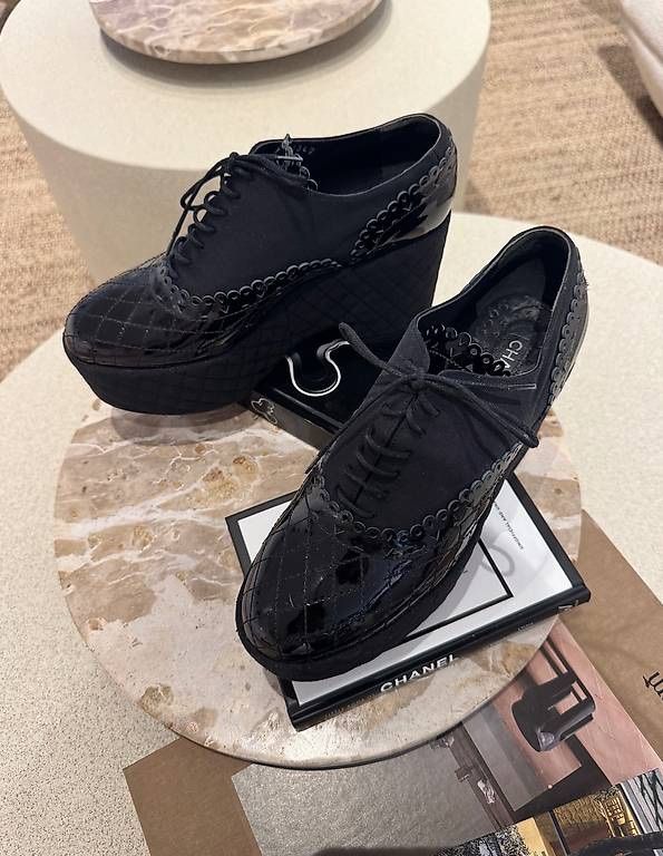 Chanel Scarpe da donna: CHANEL LOAFERS – Nuovo (secondo la descrizione) da Schwyz venduto da bofb